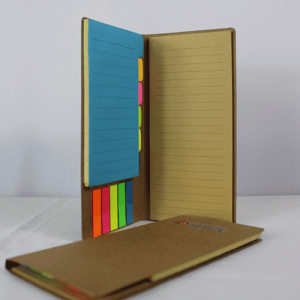 Libreta de papel y Post it